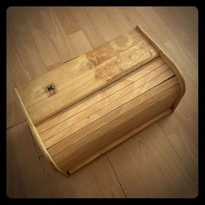 Bamboo bread box